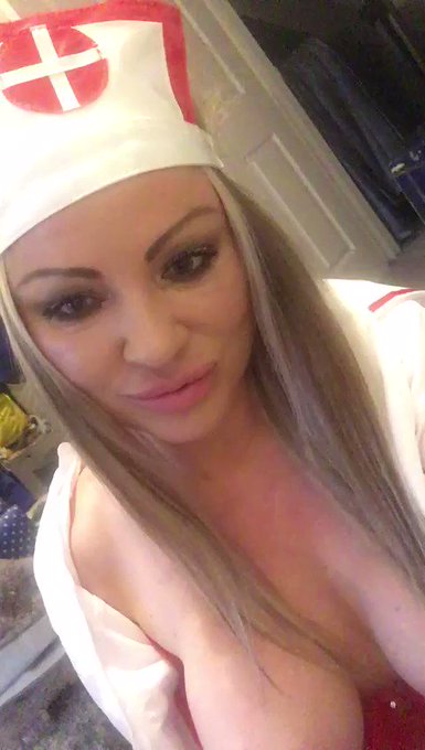 Naughty new content on my onlyfans 😍https://t.co/zmkbpsg1e1 ❤️❤️ https://t.co/DpoWc1oFEf