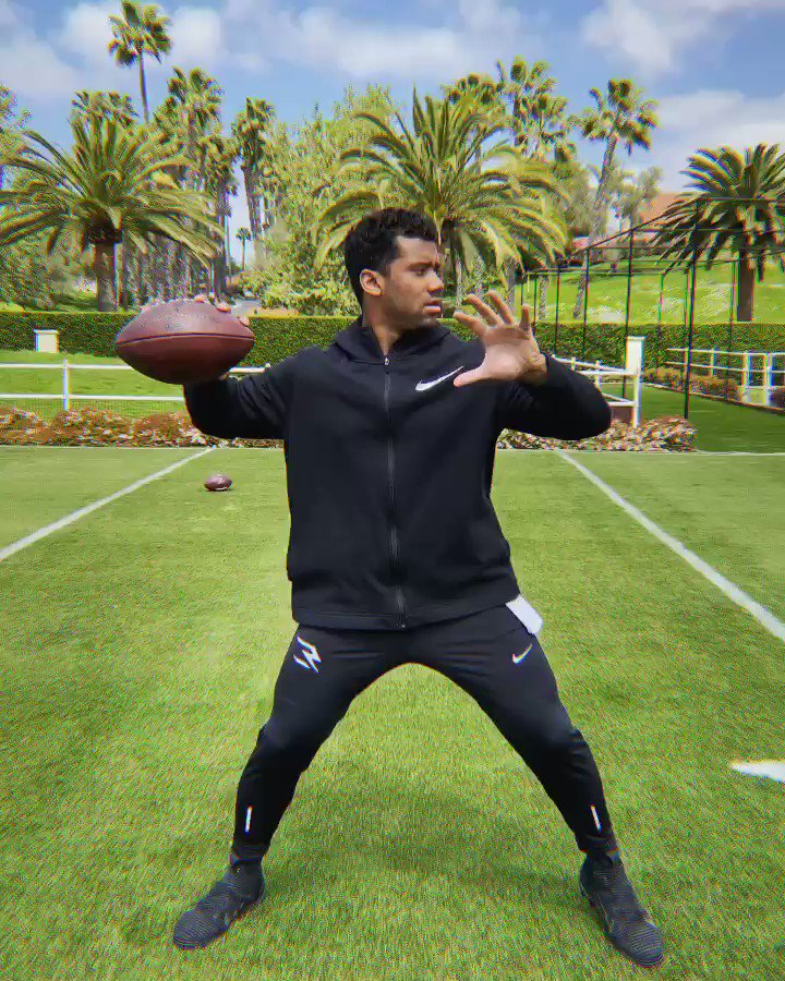 Russell Wilson @DangeRussWilson
