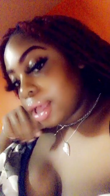 🙄 https://t.co/8j9wYNzoMi