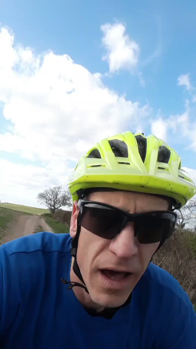 Can't really hear this, as the wind is rushing by (won't pretend it was due to speed), but a very quick ride to finish the week #GetOutside #366outdoorchallenge #Lutonoutdoors #activebedfordshire #staylocal @ActiveLuton @OSleisure @teamBEDS @MTBTalk @UKMTB_Chat