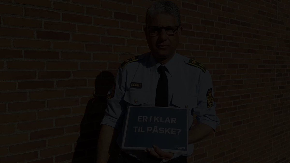 Om lidt bliver det påske, og vores chefpolitiinspektør Klaus Arboe Rasmussen har i den forbindelse en lille hilsen og en bøn til jer #godpåske #politidk https://t.co/Ru07E2ji3K