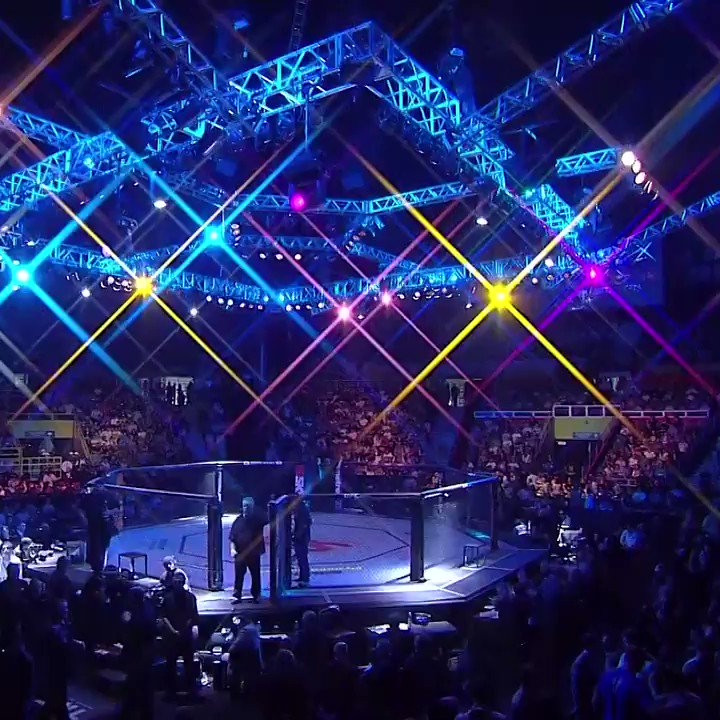 O campeão @TeamKhabib já lutou no 🇧🇷! Foi no #UFCSP de 2013.
Relembre como foi no @canalCombate! https://t.co/FIkHJknRmo
