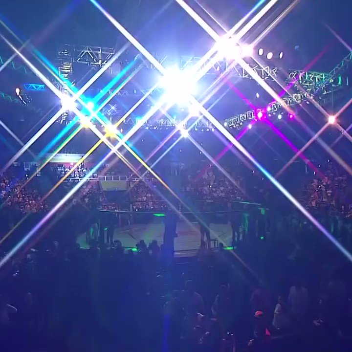 O público OVACIONOU o Vitor Belfort em sua entrada no #UFCSP, em 2013!
Relembre como foi no @canalcombate #EmCasacomUFC #HomeWithUFC https://t.co/H09kuFj53y