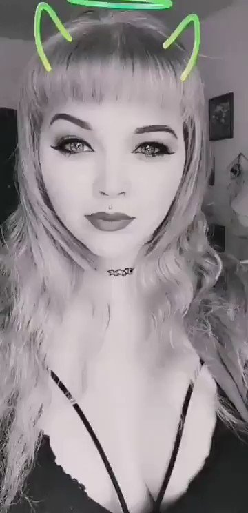 Model - Molly Jo Parton kinky