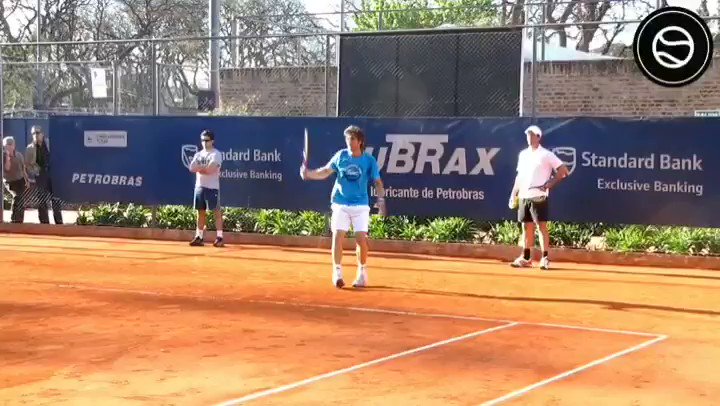 Pablo Cuevas 🇺🇾 @PabloCuevas22 en la Copa Petrobras 2010 en el @RacketClubAR https://t.co/6IJ3qdInBV