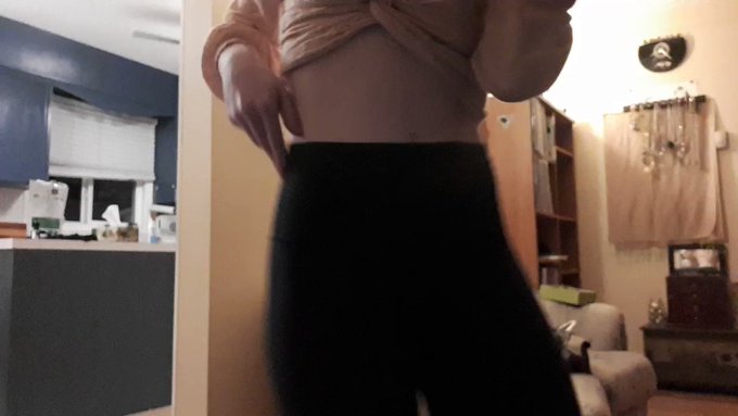 The funk fairy strip tease #sexy #fairy https://t.co/6mSyKIXguo<a href="/tag/sexy"class="tags">#sexy</a><a href="/tag/fairy"class="tags">#fairy</a>