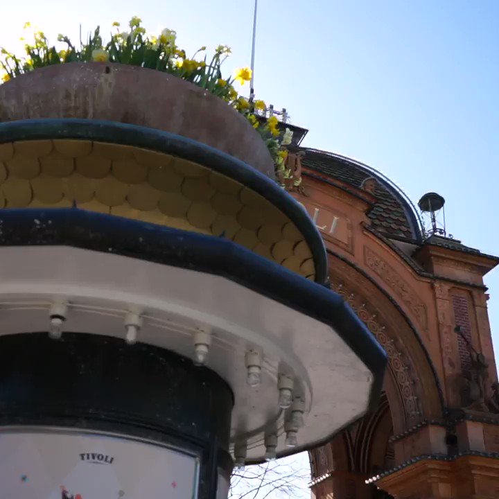 Our friends at @Tivoli Gardens have been so kind to give us an exclusive tour around the park for you to enjoy from the comfort of your own home. πΈπ·πΊπΉDo you have a favourite spot in Tivoli Gardens?
#visitdenmarkfromhome https://t.co/PvePHsyLqs
