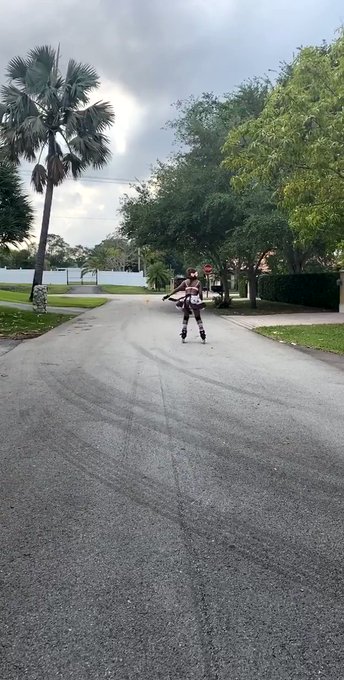 Good morning !!☀️ https://t.co/HmBxhcZRN1