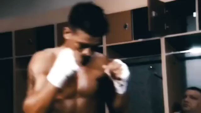 Happy birthday to Arturo Gatti who would have turned 48 today. A true warrior in the ring  