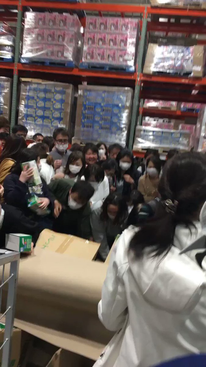 コストコでのマスク販売の様子・・・これは危険すぎる気がします。