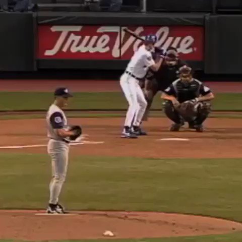Happy 50th Birthday, Jim Edmonds. He made some of the greatest catches in MLB history 