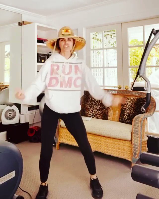 Happy Birthday (July 11) to Madonna fan Lisa Rinna!  