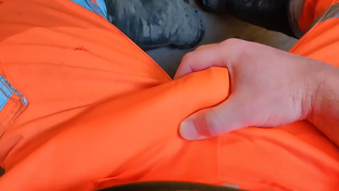 🦺🍆 https://t.co/PrKR2WJeD8