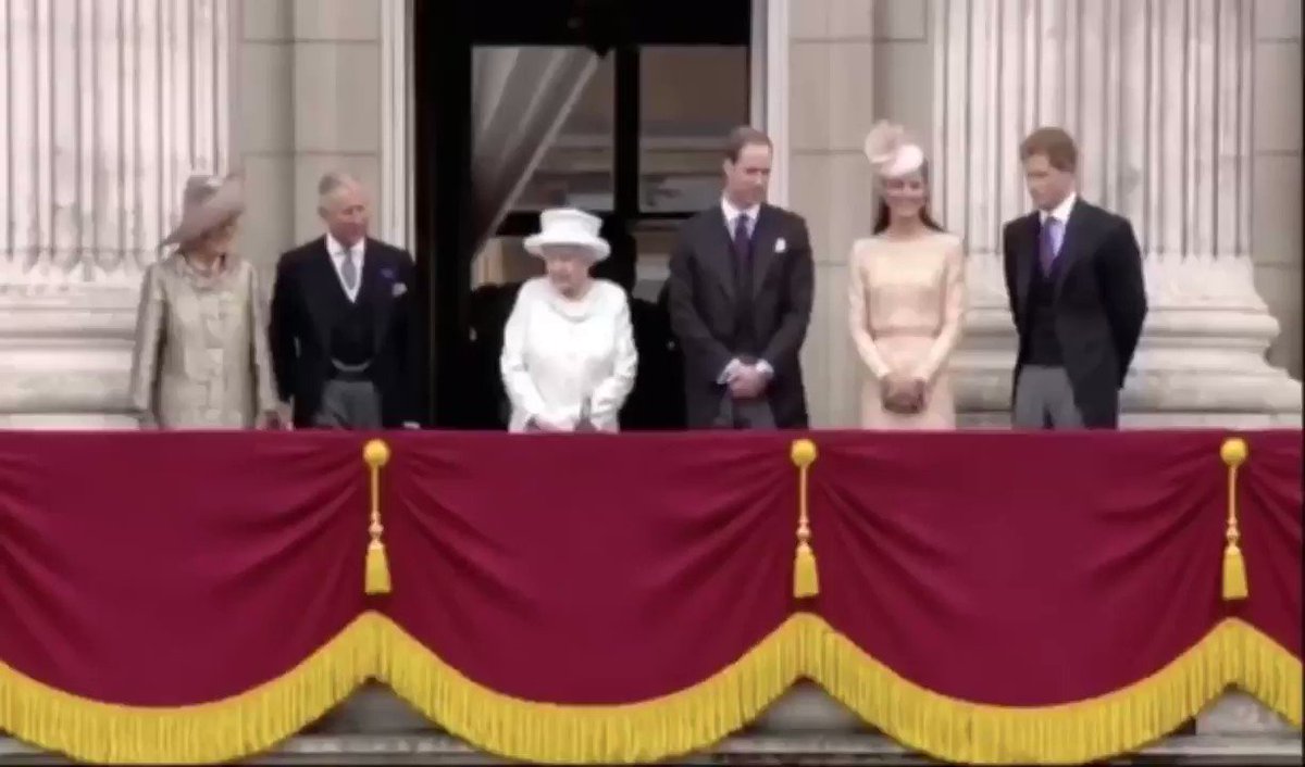 There are no celebrations today to mark The Queen turning 94-years-old due to the Coronavirus pandemic.
Instead, enjoy three cheers to The Queen from a few years ago outside Buckingham Palace.
#QueenElisabeth #HappyBirthdayYourMajesty https://t.co/cM13olt1g0
