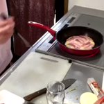 料理レベル低すぎて笑う。でも可愛い。
