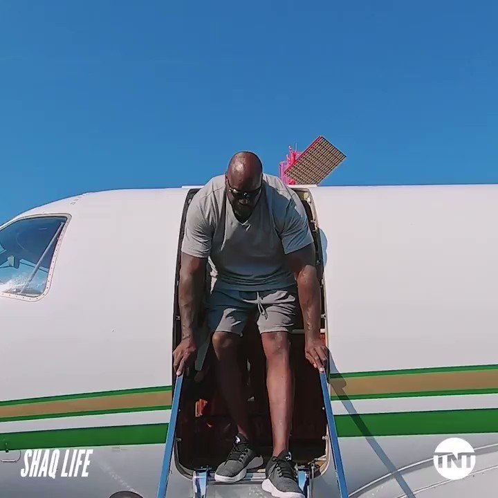 @SHAQ's video Tweet