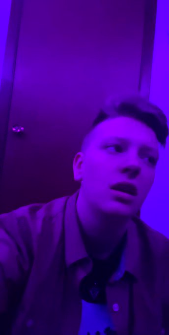 I slapped my girlfriend today https://t.co/OAVeGsV23L