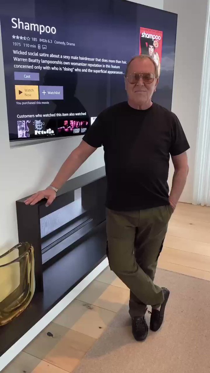 At home with Michael: Happy Friday! Michael shares two more of his favorite fashion films, just in time for the weekend. What are some of your all-time favorites? https://t.co/X2CQafRAZ4