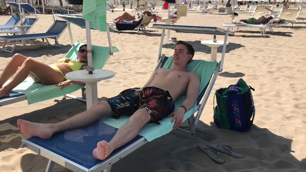 Max Felicitas on X: Aspettando lestate con Sonia Eyes 🔥  t.coEMOm7X33Ya  X