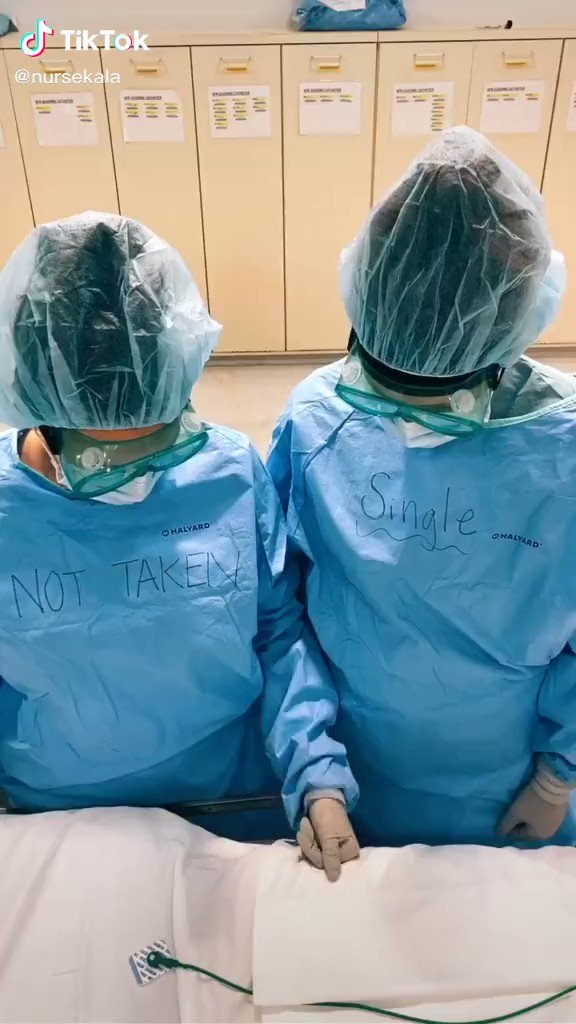 This made me smile so much!! Thank you to every single medical professional on the frontlines. You guys are heroes ❤️ https://t.co/9pAdxPb7rt https://t.co/9RR8zzD9EO