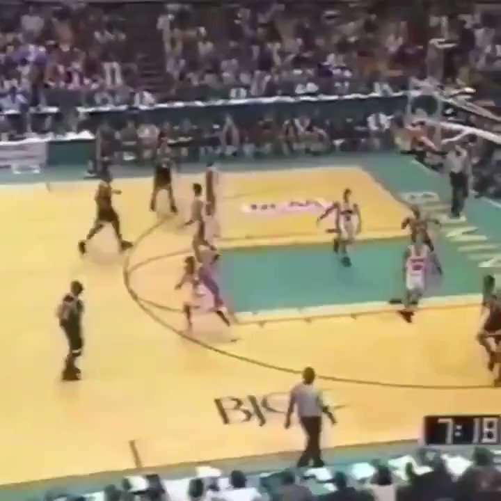 Happy birthday God Shammgod (Bodiroga is better) 