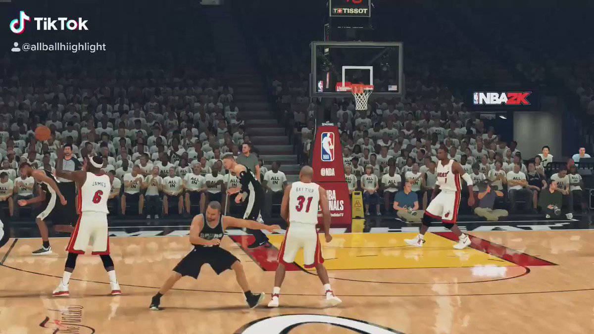A recreation of one of the most memorable plays in NBA history #nba #NBA2K20 #nbamoments #nba2k https://t.co/XWSDHd3K7G