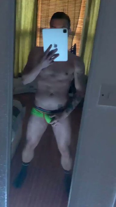 Bored.????? Do you want play 
RT AND PLAY !! https://t.co/xCaeondxQO