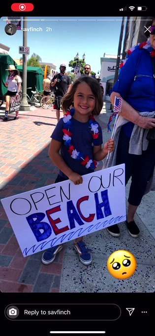 I hate it here https://t.co/66mXCOmPqp<a href="/tag/nojusticenopeaceprosecutethepolice"class="tags"><span>#nojusticenopeaceprosecutethepolice</span></a><a href="/tag/laroofers"class="tags"><span>#laroofers</span></a>