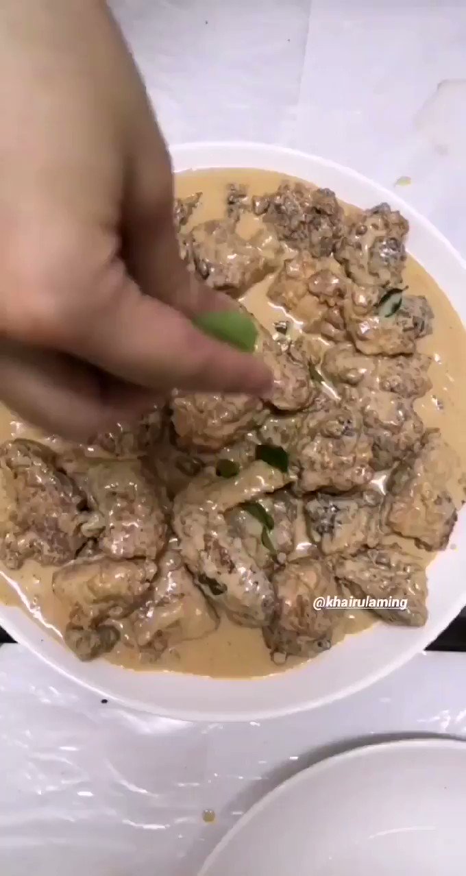 Khairulaming butter chicken Dari Video