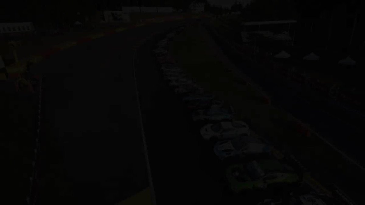 🎮And then you say this: "Photo session finished, thank you all for your collaboration, have a nice evening" 😱🤣🤣
#SROesports #GTWorldChEu #Spa24h #gtunited2020 #gaming #gamingcommunity @AC_assettocorsa @AkInformatica https://t.co/5zxFrtlEwX