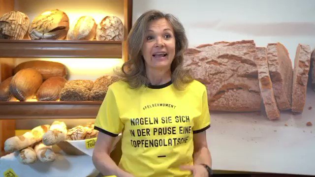 Zu jeder blondine gehört eine brünette