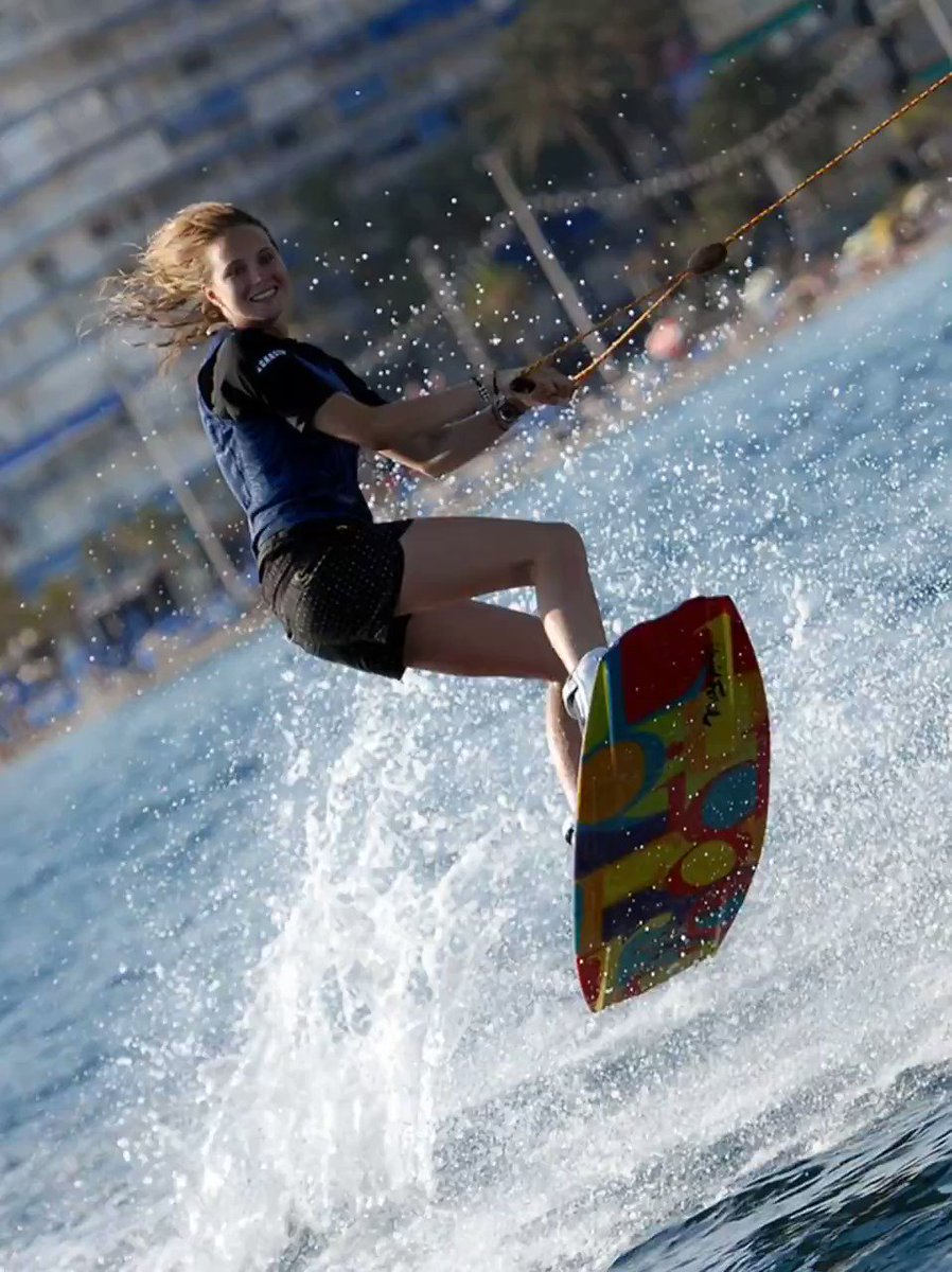 Saviez-vous qu’il est possible de skier à Benidorm depuis plus de 50 ans ? #VisitBenidorm
@cableski https://t.co/7a3ZNp8Nks