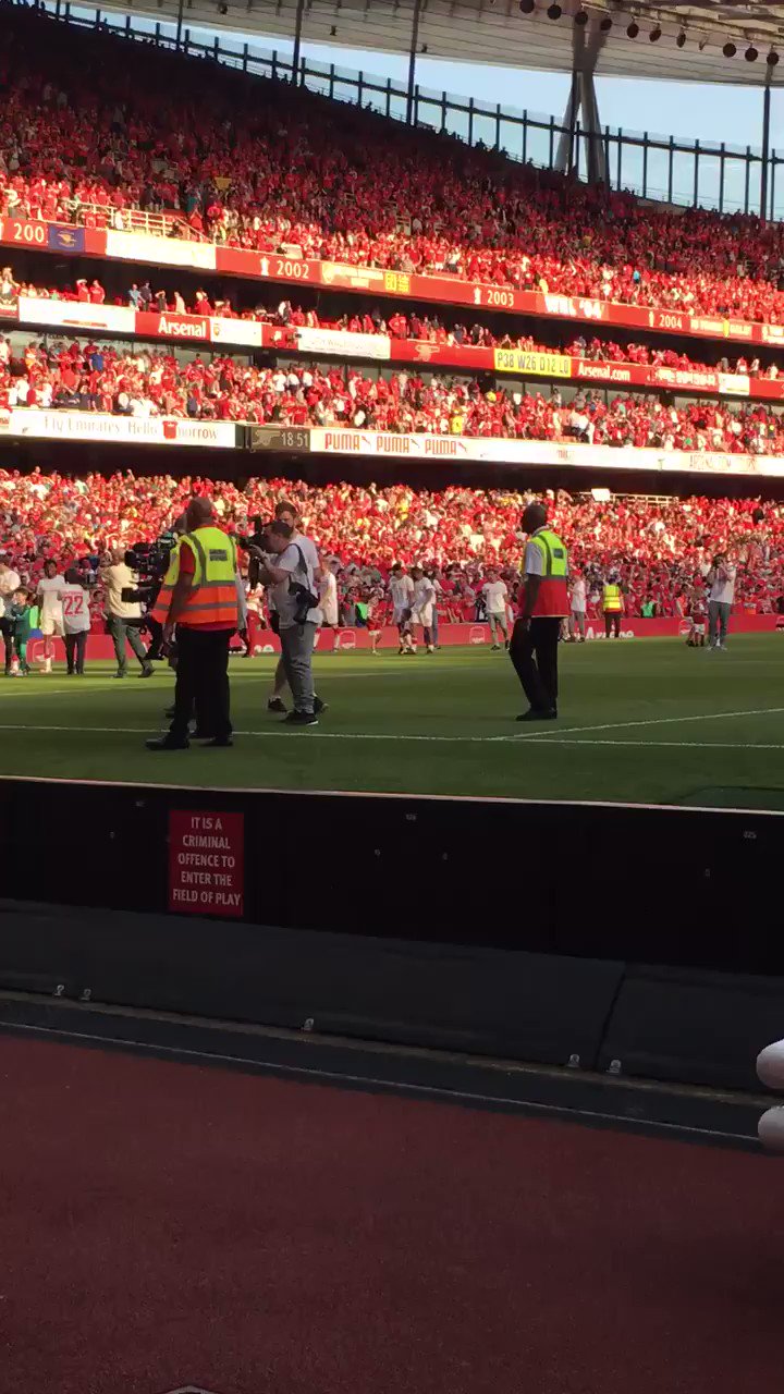 Happy birthday Arsène Wenger  