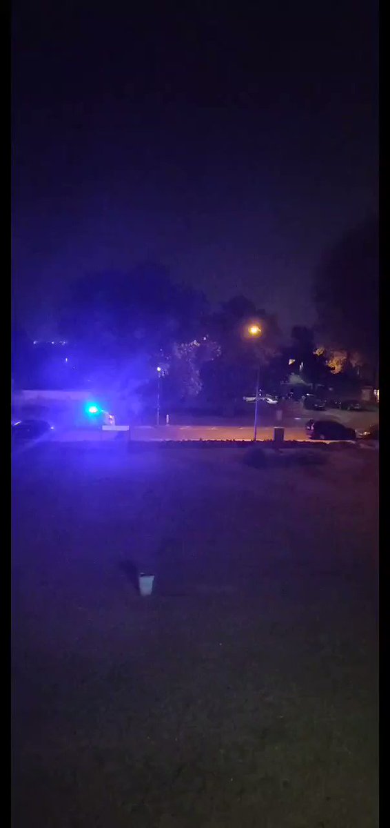 Shayan (@shayanpouya) on Twitter photo 2020-05-08 15:59:31 So were just gonna act like this didnt happen yesterday night in North Finchley ππ So were just gonna act like this didnt happen yesterday night in North Finchley ππ