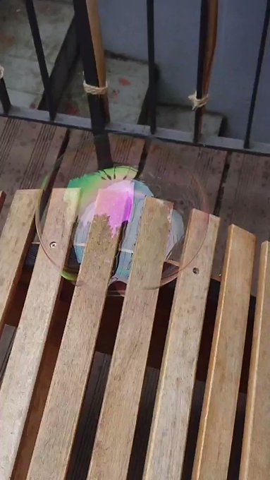 #BigBubbleBursting I wish it was more spectacular but it's still cool in my opinion 😎 #soapbubbles https://t<a href="/tag/bigbubblebursting"class="tags">#BigBubbleBursting</a><a href="/tag/soapbubbles"class="tags"><span>#soapbubbles</span></a>