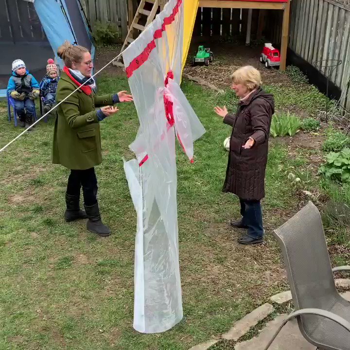 Introducing the HUGlove!!! 🤗❤️Mother’s Day coronavirus style! #SomeGoodNews #mothersday2020 #HappyMothersDay #hugs https://t.co/pQxE3IAGPp