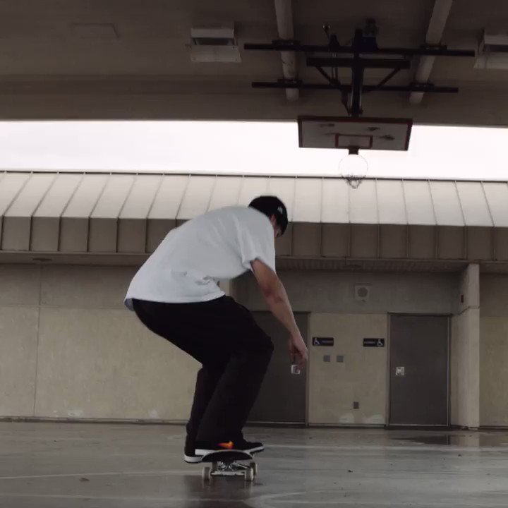 🔥 Carlos Ribeiro 🔥
Warms up before blasting a huge switch heel for the latest Indy Ad in Thrasher Mag’s June ’20 Issue. Hit the LINK BELOW to watch the Behind The Ad video!
📹: Tylre Wilcox
Behind The Ad 👉 https://t.co/GmHXNVC7V7 https://t.co/C7Alwv0QlH