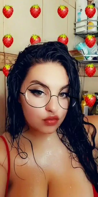 do you want a strawberry?)
https://t.co/mxiDXFAuda https://t.co/wTOH47lrdo