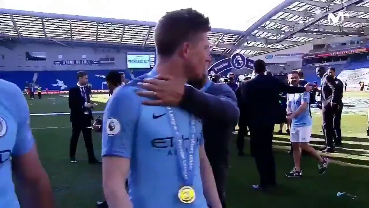 ⏪ #Throwback to 2019 when De Bruyne said this to Pep Guardiola:
“You are a sh*t coach. You only win.” 😂
#ManCity | #MCFC https://t.co/DqmtaSUyWv