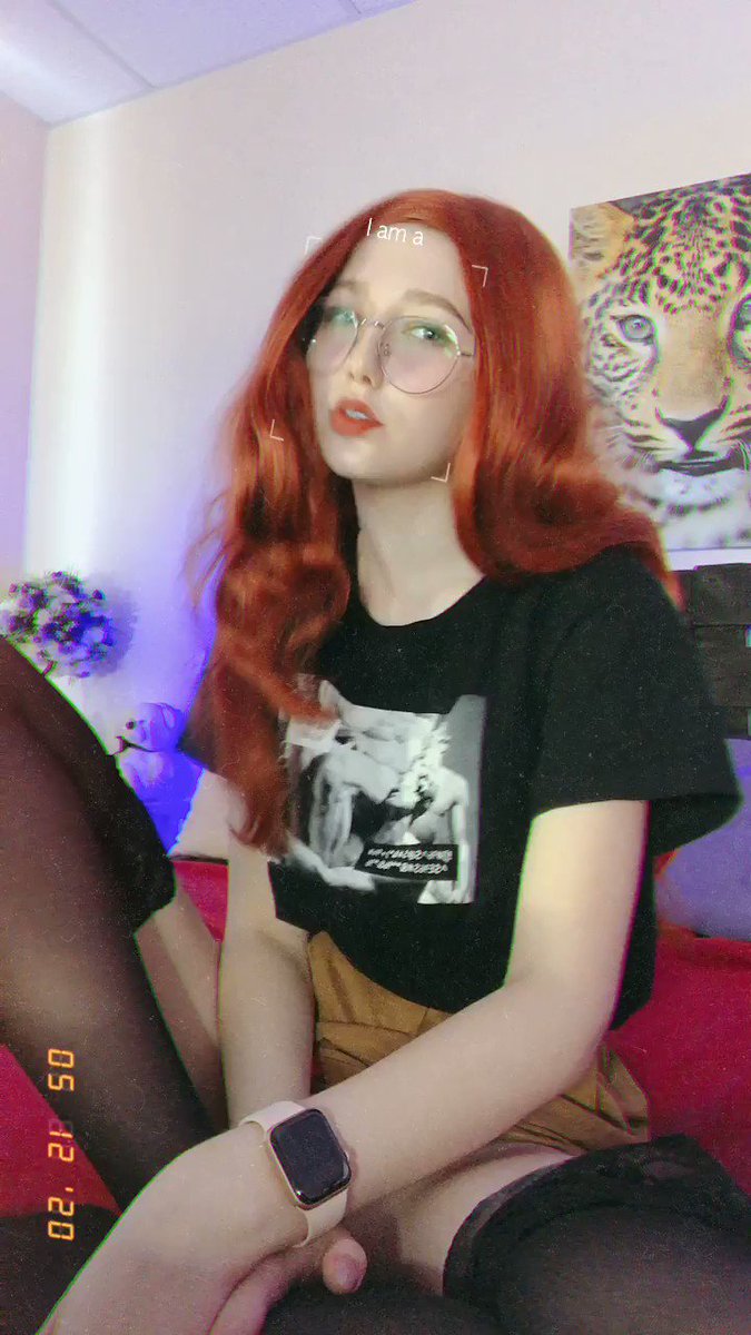 Model - MissLilyy pussy