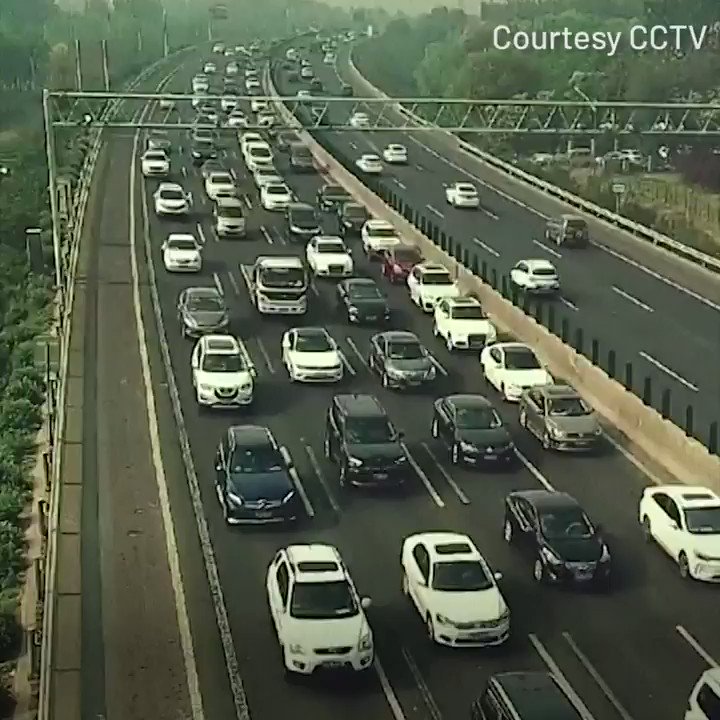 Ever stuck in traffic and wished for an extra lane? China now offers that. https://t.co/HtK4Vscko8 @abacusnews