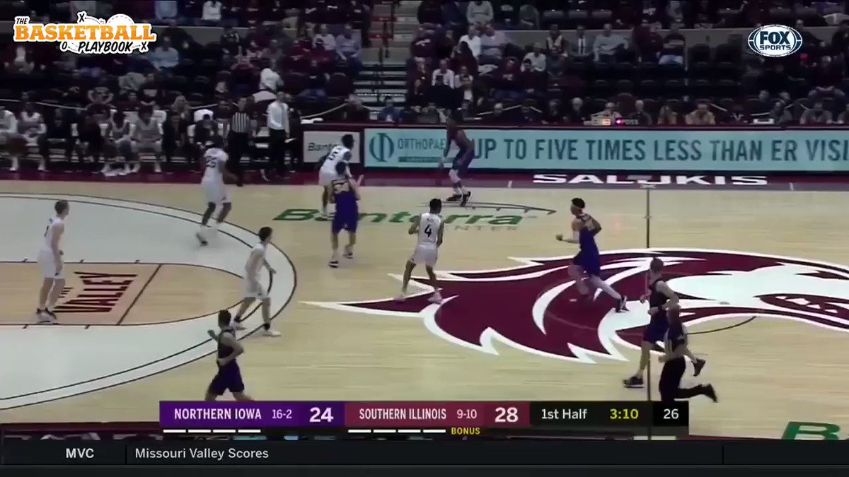 ハンドオフがピックよりも良い３つの理由 バスケ戦術講座 第２０回 バスケの大学