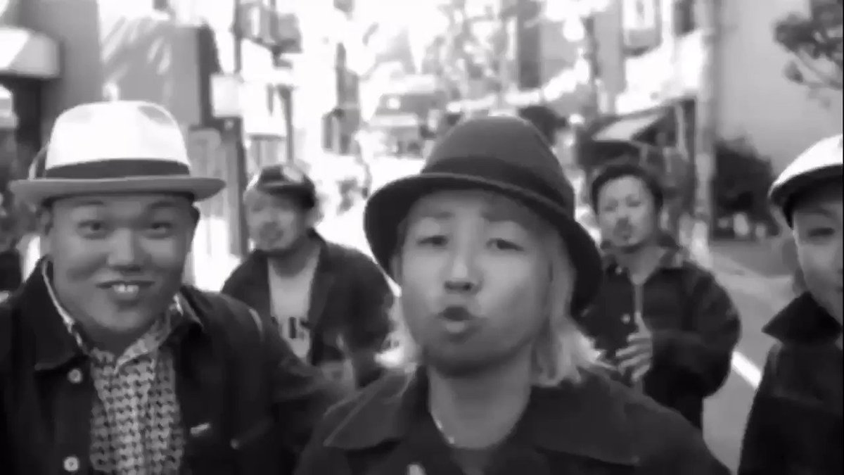 Koki Tcb Sly Et Kingさんのギフトって曲のpvに 首の伸びた男の子が後ろに映るのビビり散らかしてるなう Etking ギフト 心霊 怖い Koki Tcb Sly Et Kingさんのギフトって曲のpvに 首の伸びた男の子が後ろに映るのビビり散らかしてるなう Etking ギフト 心霊 怖い