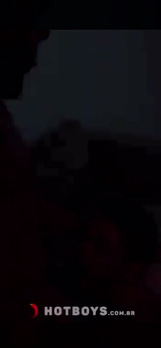 Esse gosta de mamar gostoso @nerd_carioca https://t.co/xsCZIxRwLj