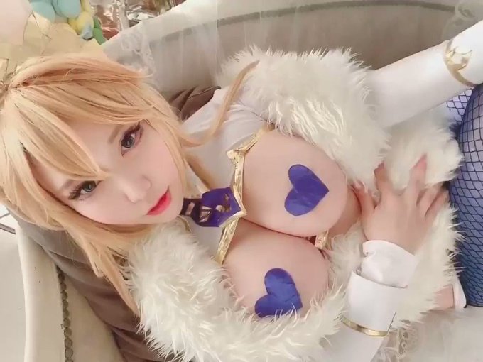 コスプレイヤーサクのTwitter動画5