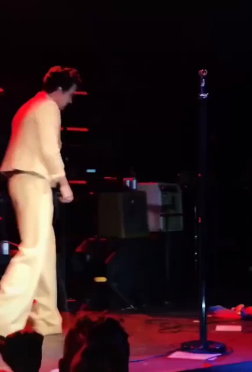 πππ. (@harrymoonchild) on Twitter photo 2020-05-23 15:06:26 The only true cultural reset was harry styles and stormzy performing vossi bop and Harry knowing every. single. word. The only true cultural reset was harry styles and stormzy performing vossi bop and Harry knowing every. single. word.