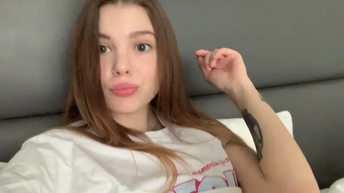 Come to see me :3 @chaturbate #anibutler #webcam https://t.co/LEhhissZIZ