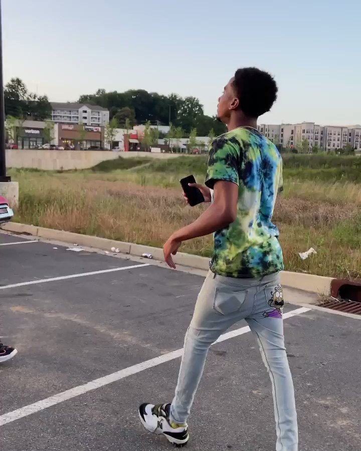 Yung Bleu (@_YungBleu) on Twitter photo 24/05/2020 02:37:24 πππ niggas be cap πππ niggas be cap