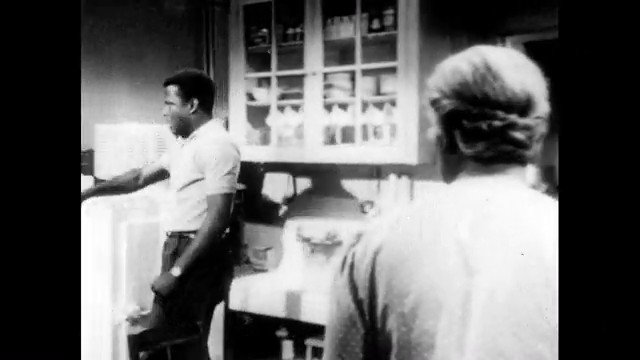 A clip from the movie "A Raisin In The Sun", starring Sidney Poitier, Ruby Dee, and Claudia McNeil (1961). https://t.co/htuHyZL8FP