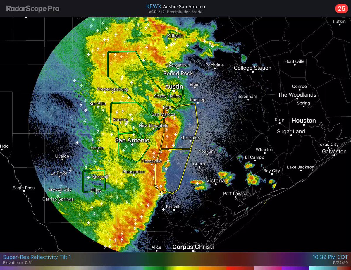 The severe thunderstorm warnings will be allowed to expire at 11pm. Wind gusts up to 50 mph will remain possible as well as localized flooding. A severe thunderstorm watch remains in effect for our eastern counties as restrengthening cannot be ruled out. https://t.co/NPPx3lej9x